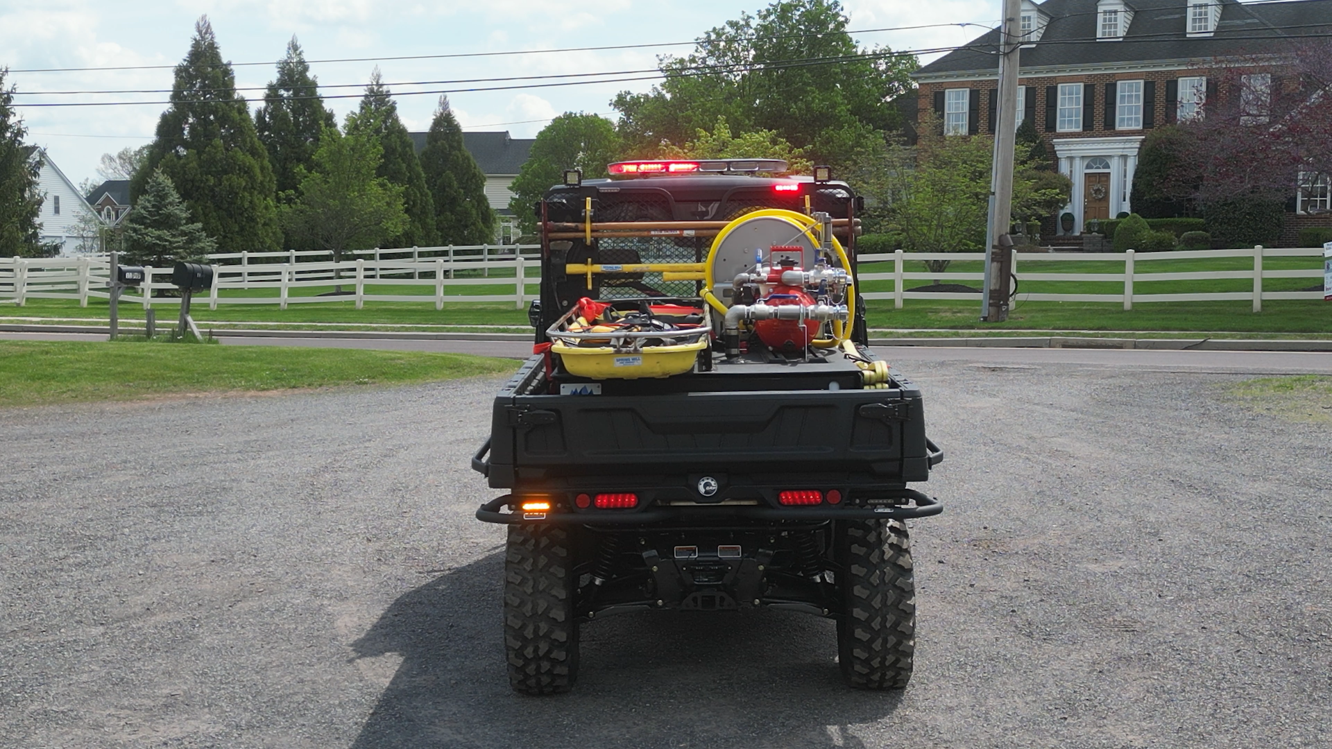 Rear skid unit
