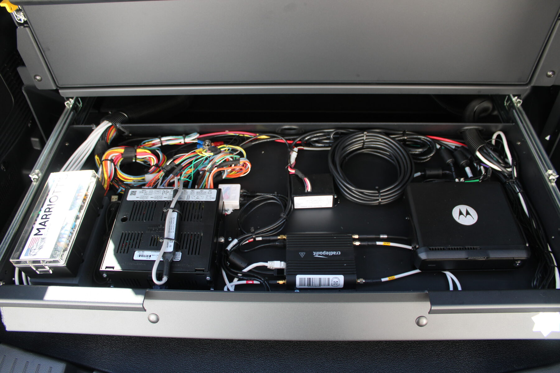 Setina drawer electronics tray